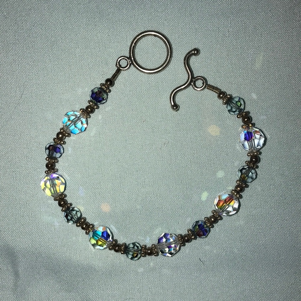 Shiny, beaded bracelet- never worn!